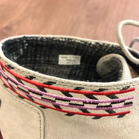 Platform Embroidered Tom Booties - Picture 3 of 4