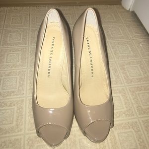 NWT Chinese Laundry Nude Pumps