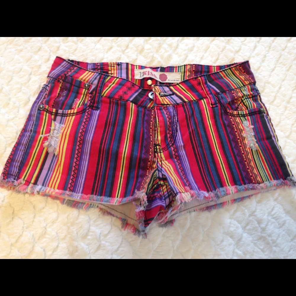 Size 0 striped shorts