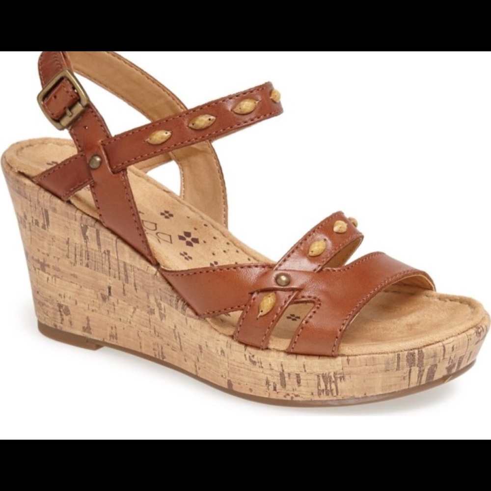 Naturalizer Nerice Saddle Tan Wedge Sandal