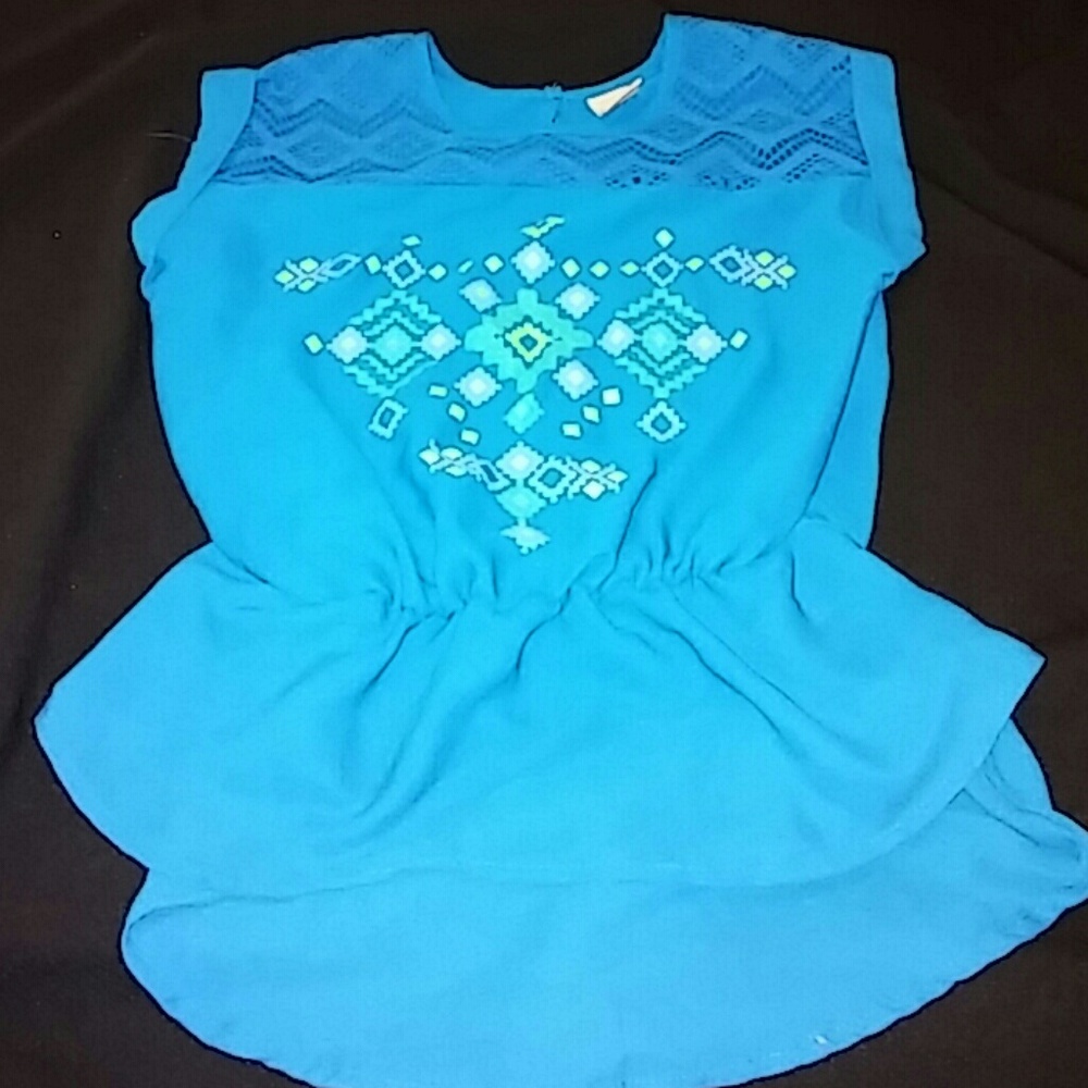 Aztec 3d high low top for girls size 7/8