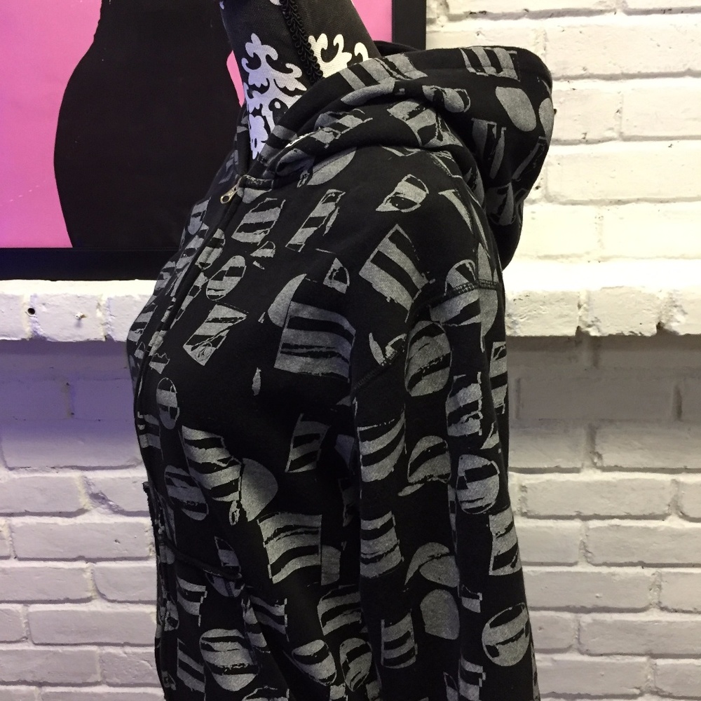 Volcom - Picture 3 of 4