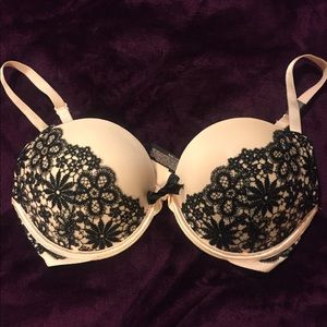 Victoria Secret bra