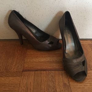 Lulu Guinness Metallic Leather Pumps