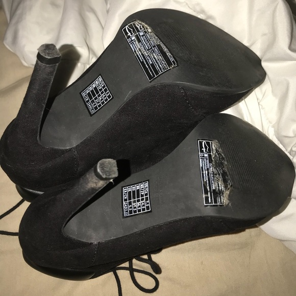 Black booties - Picture 2 of 2