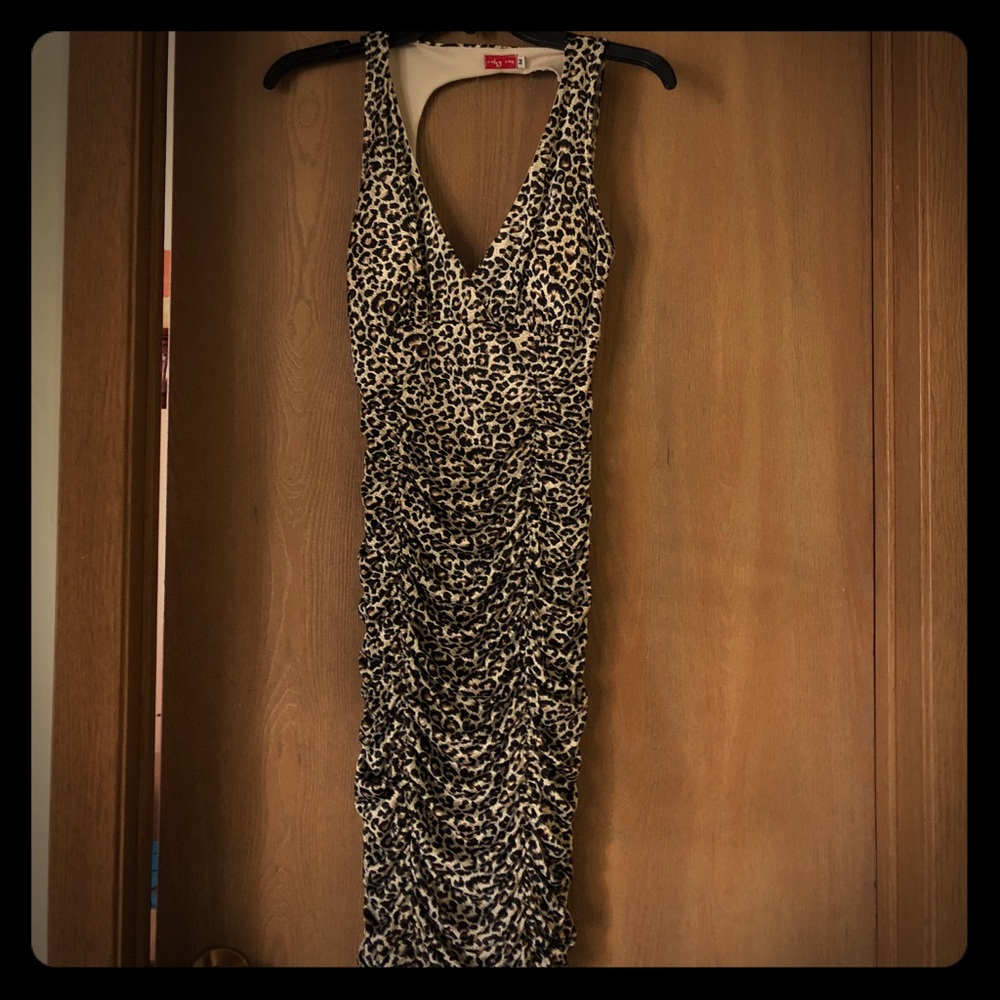 Black and gold Leopard V-neck dress