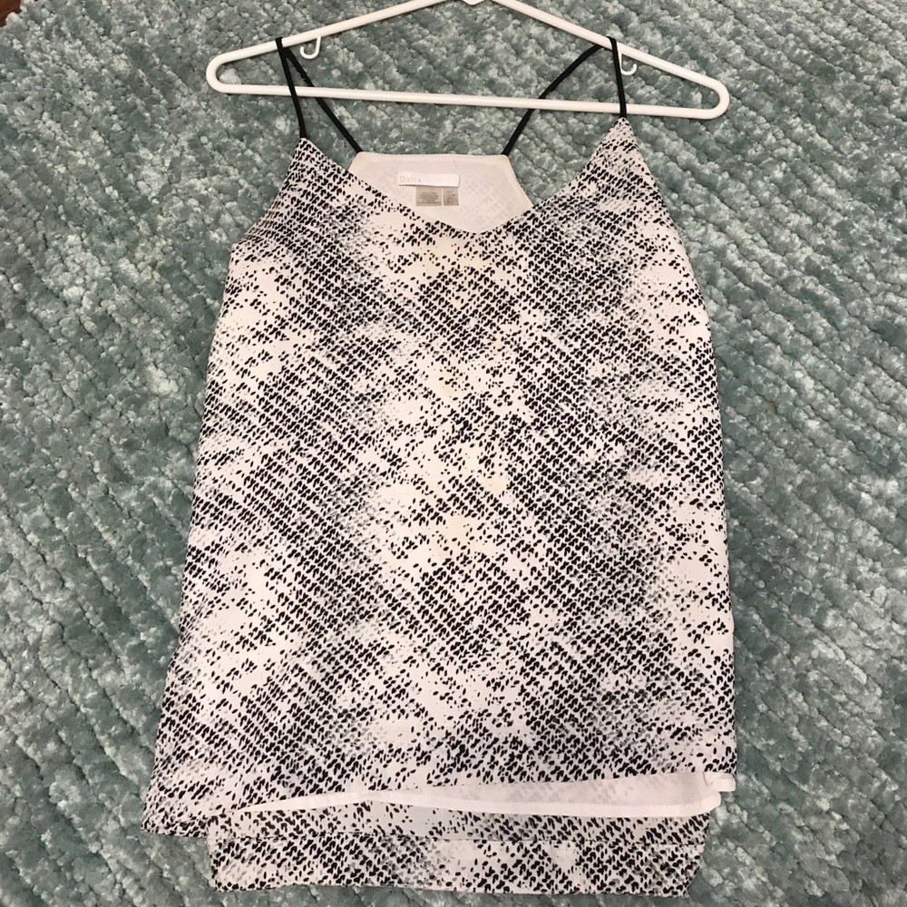 BLACK & WHITE PATTERNED TANK TOP