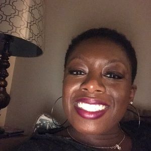 Meet your Posher, Shimika