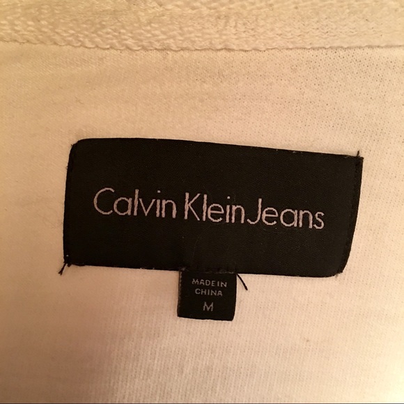 Cozy Calvin Klein Jacket - Picture 4 of 5
