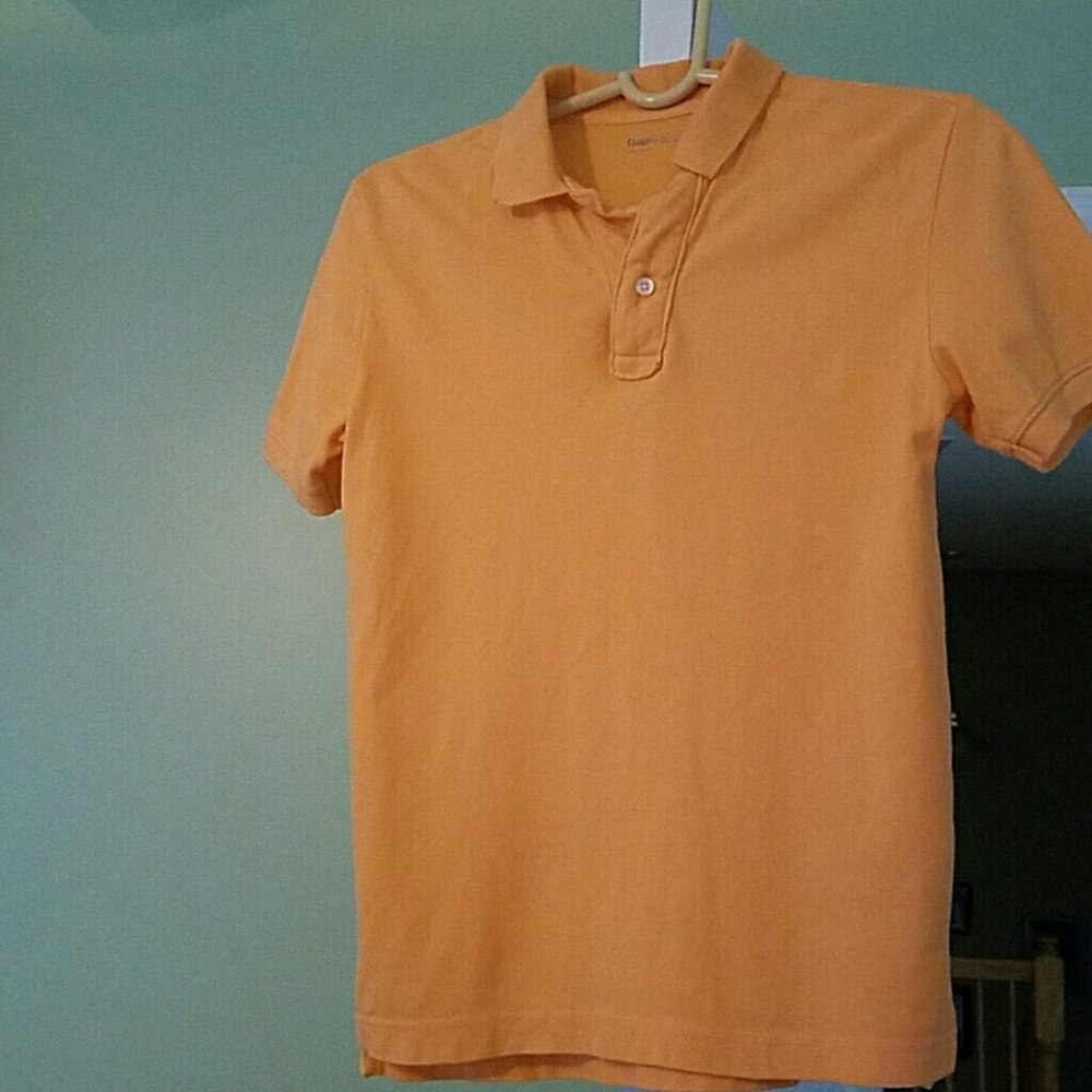 Polo collar shirt