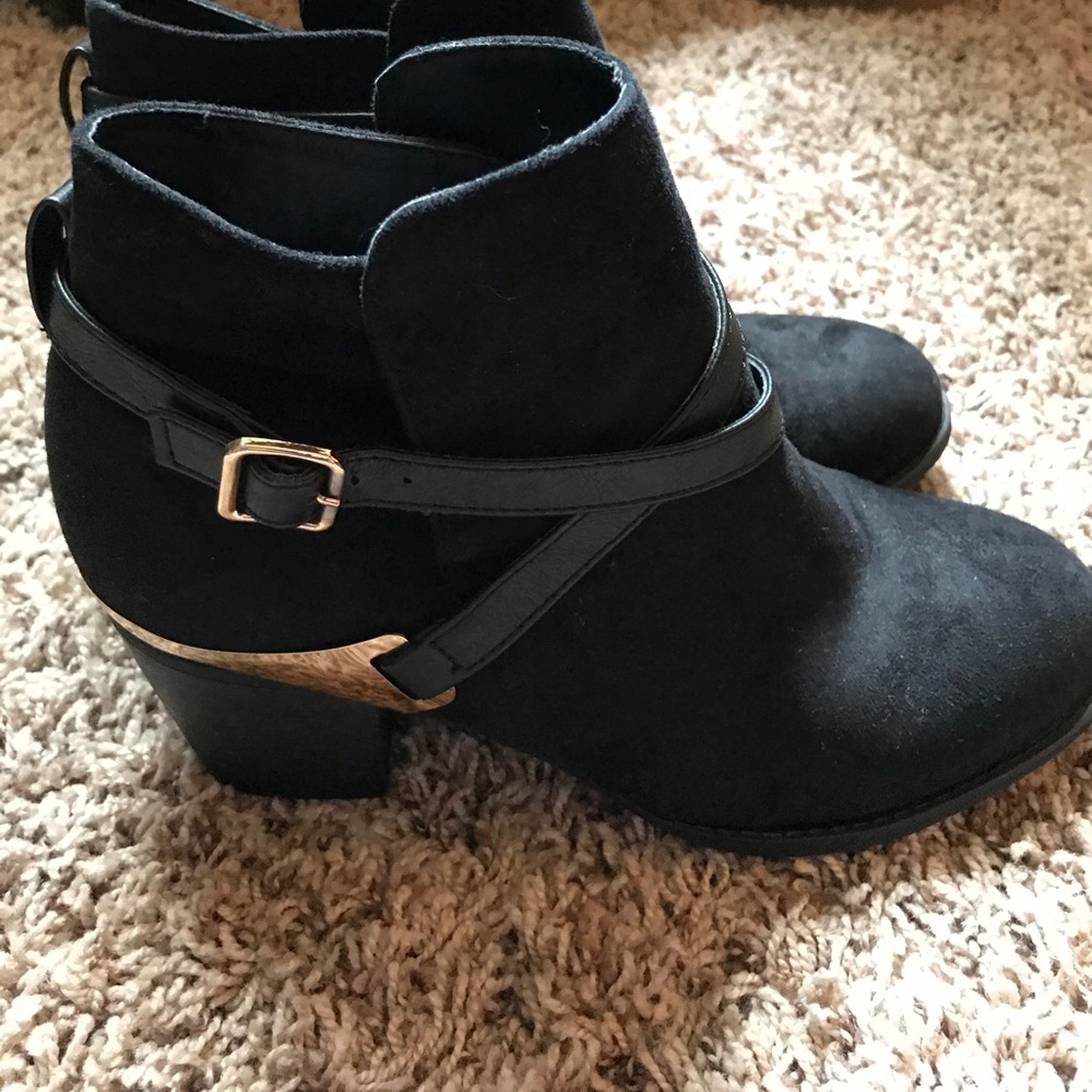 Ankle boots