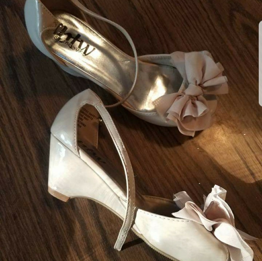 Girls Dress shoe size 2
