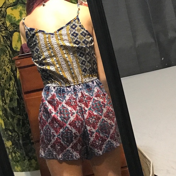 Patterned romper - Picture 2 of 4