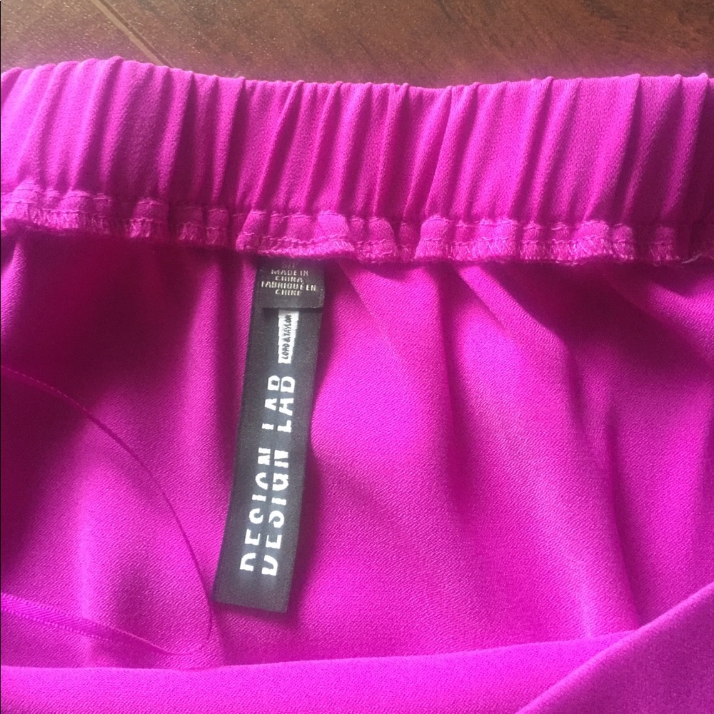 ❌SOLD❌Design Lab off the shoulder top 🎉 - Picture 5 of 5