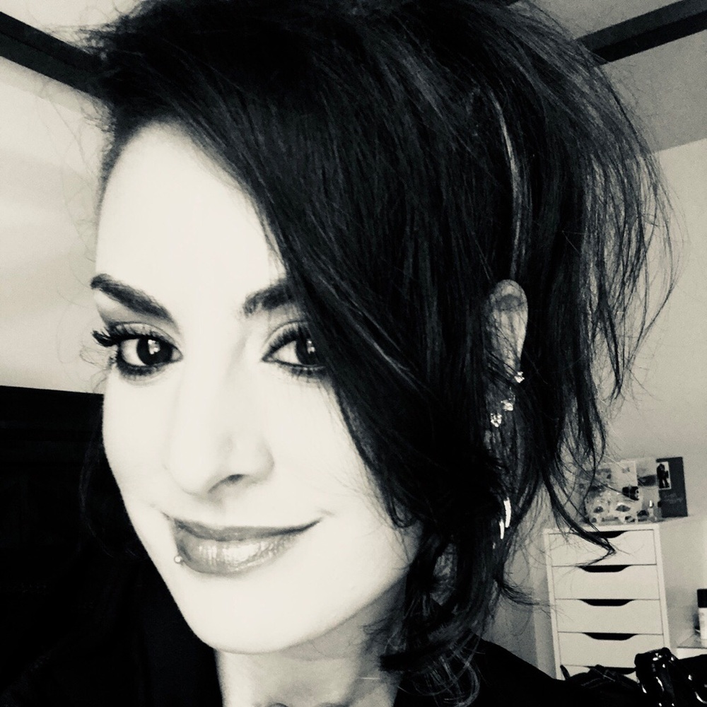 Meet your Posher, Annalyne