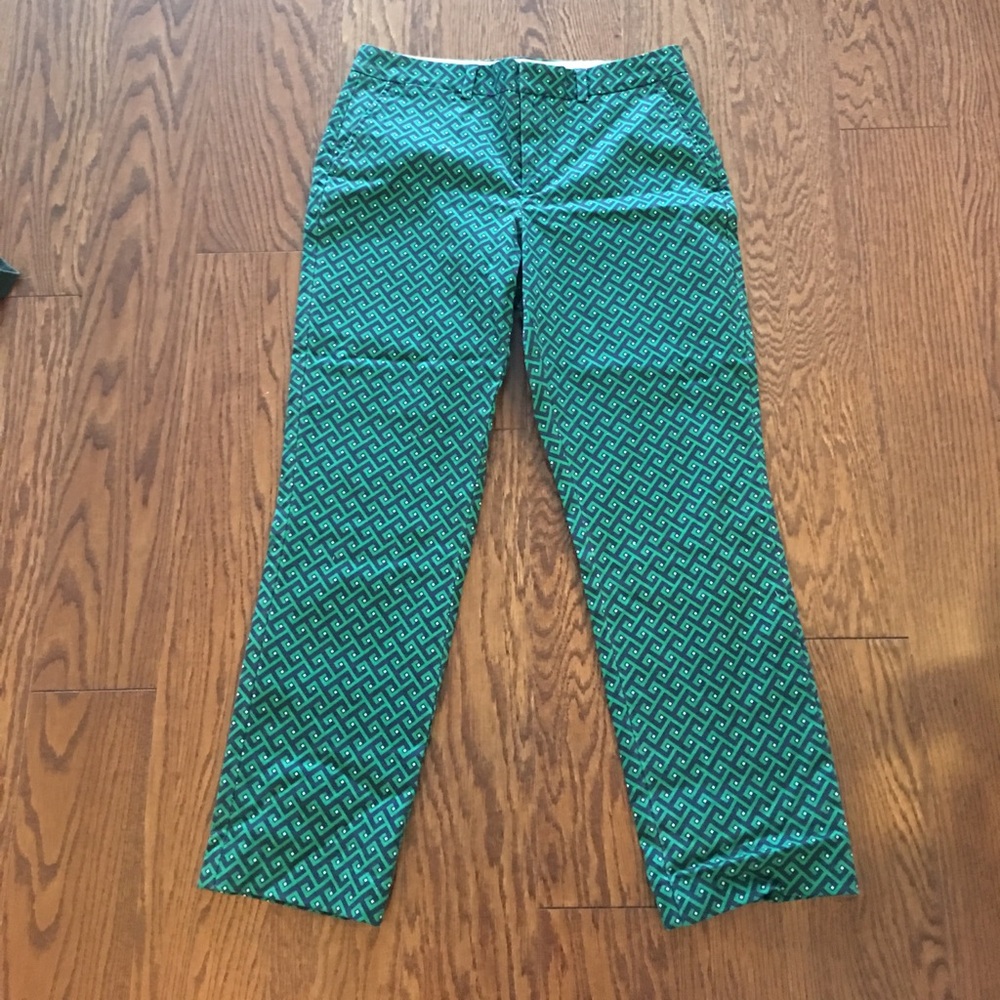 Lands end Fit 2 patterned pants!