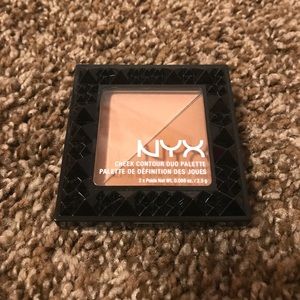 NYX Contour Duo