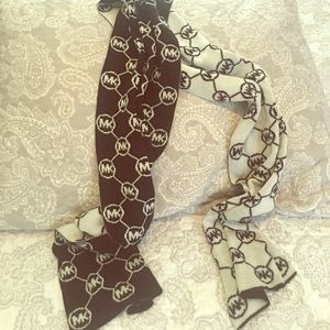 Michael Kors scarf
