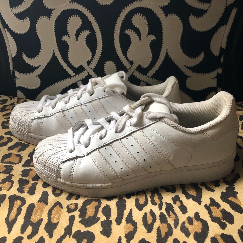 White Adidas Superstar