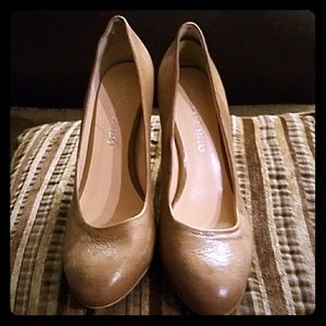Tan heels