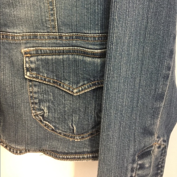 Jean jacket - Picture 3 of 5