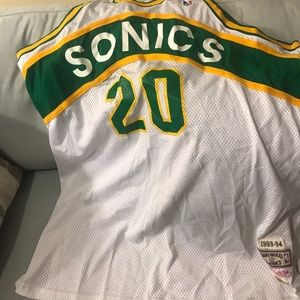 Hardwood classics jersey