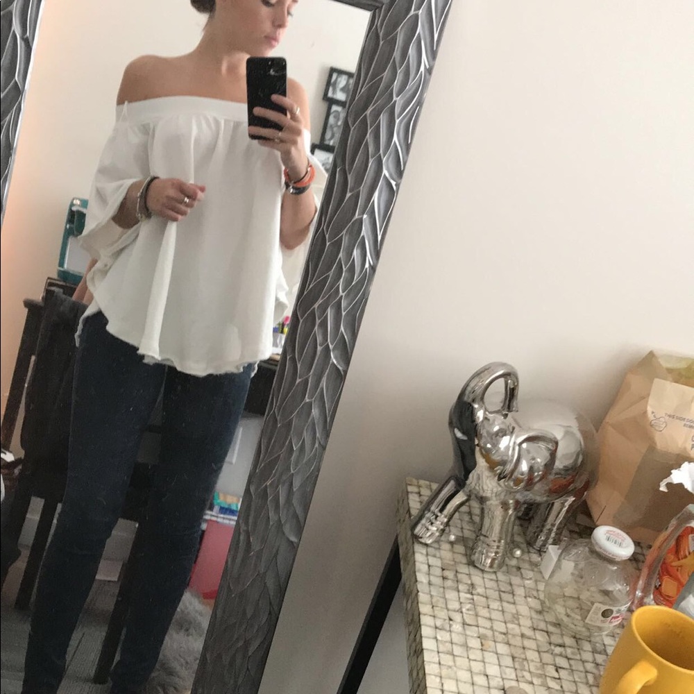 Free people off the shoulder in white size small