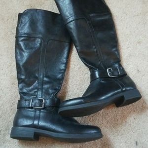 Black boots