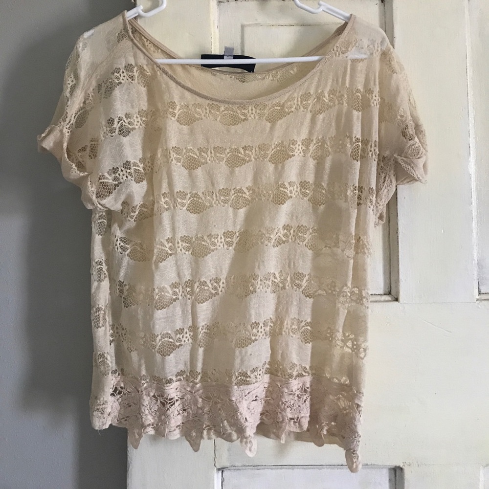 Women’s medium top