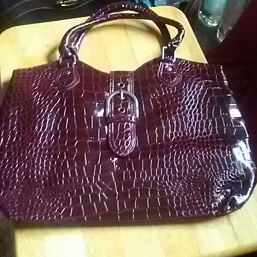 Burgundy Handbag by Mark. (NEW)