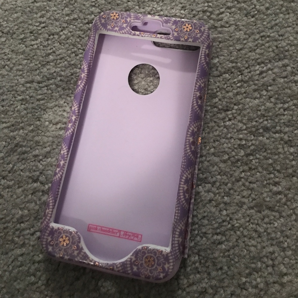 Pink chandelier Case