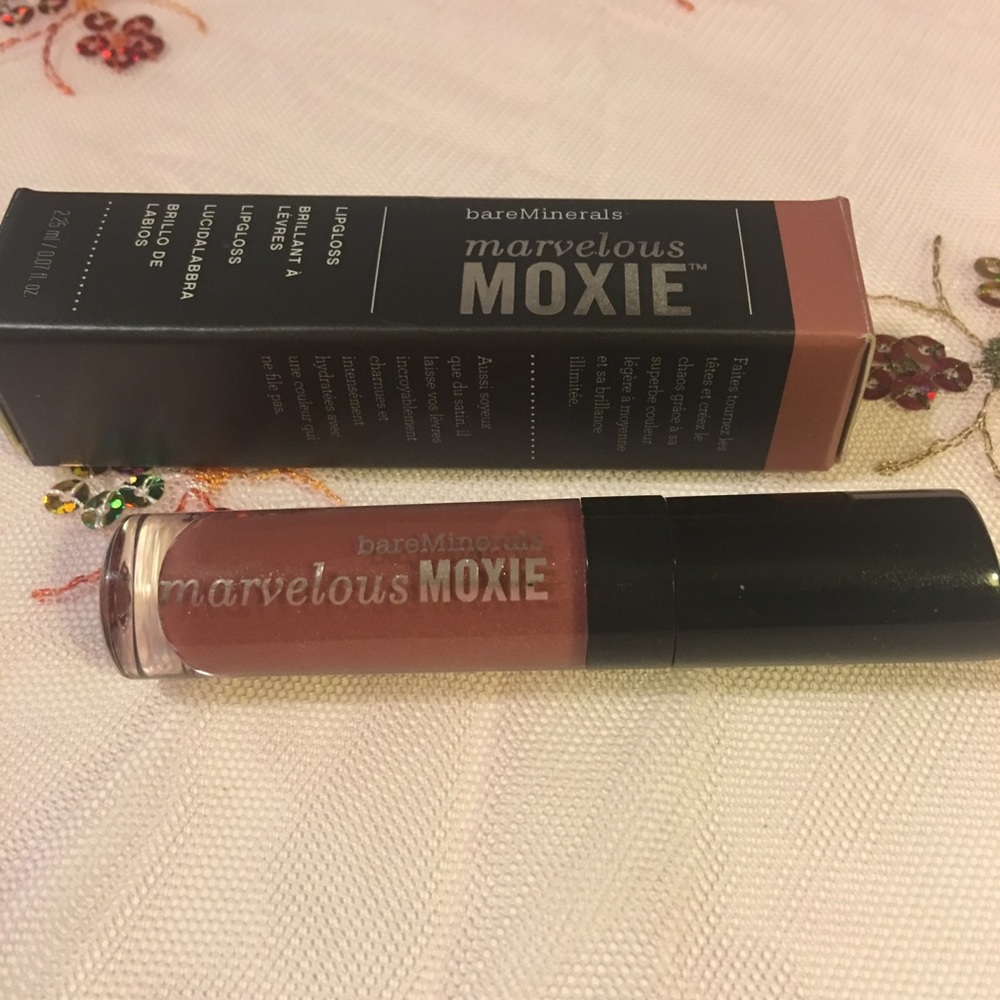 BareMinerals Marvelous Moxie lipgloss Maverick NIB