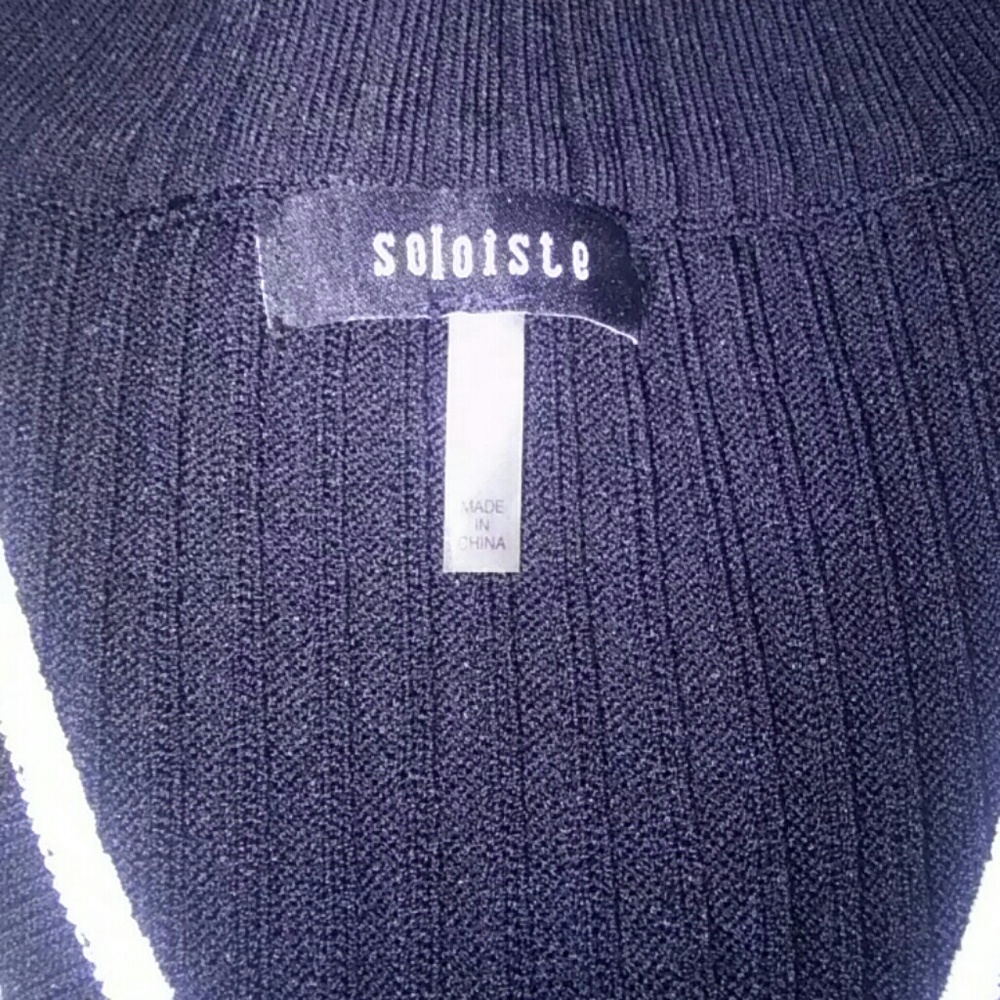 Soloiste Midi Sweater Dress - Picture 2 of 6