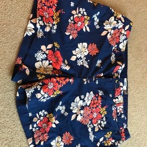 Floral print shorts