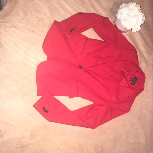 Blazer - Picture 2 of 3