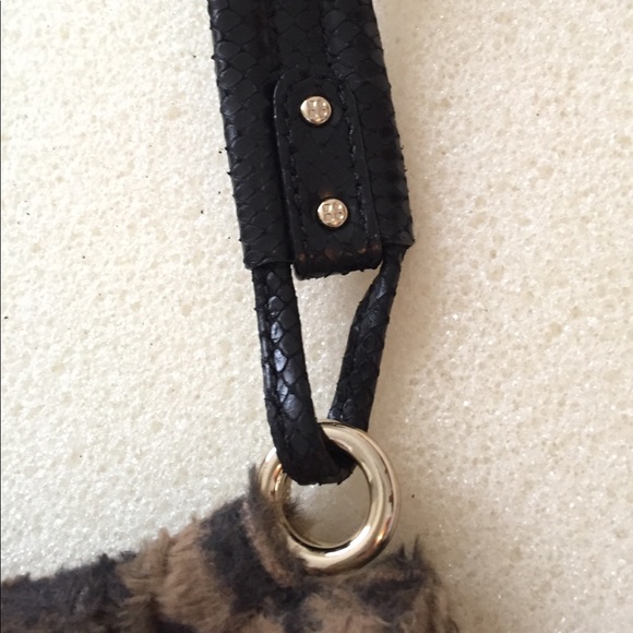 Auth Kate Spade leopard print faux fur hobo bag - Picture 2 of 6