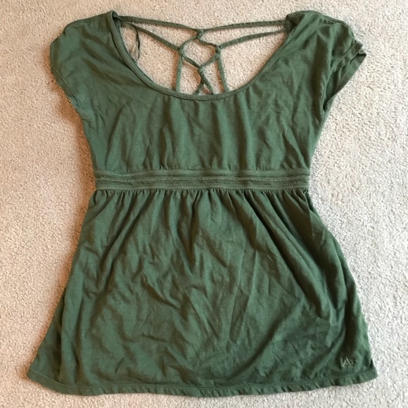 Olive green shirt with Criss cross back. - Picture 1 of 1