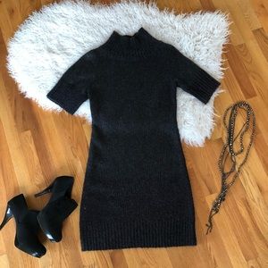 simply vera wang  charcoal gray waxed design small