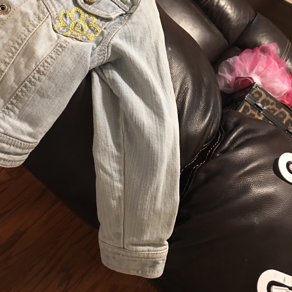 Blue Jean jacket - Picture 6 of 7