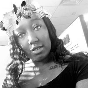 Meet your Posher, Tiffany