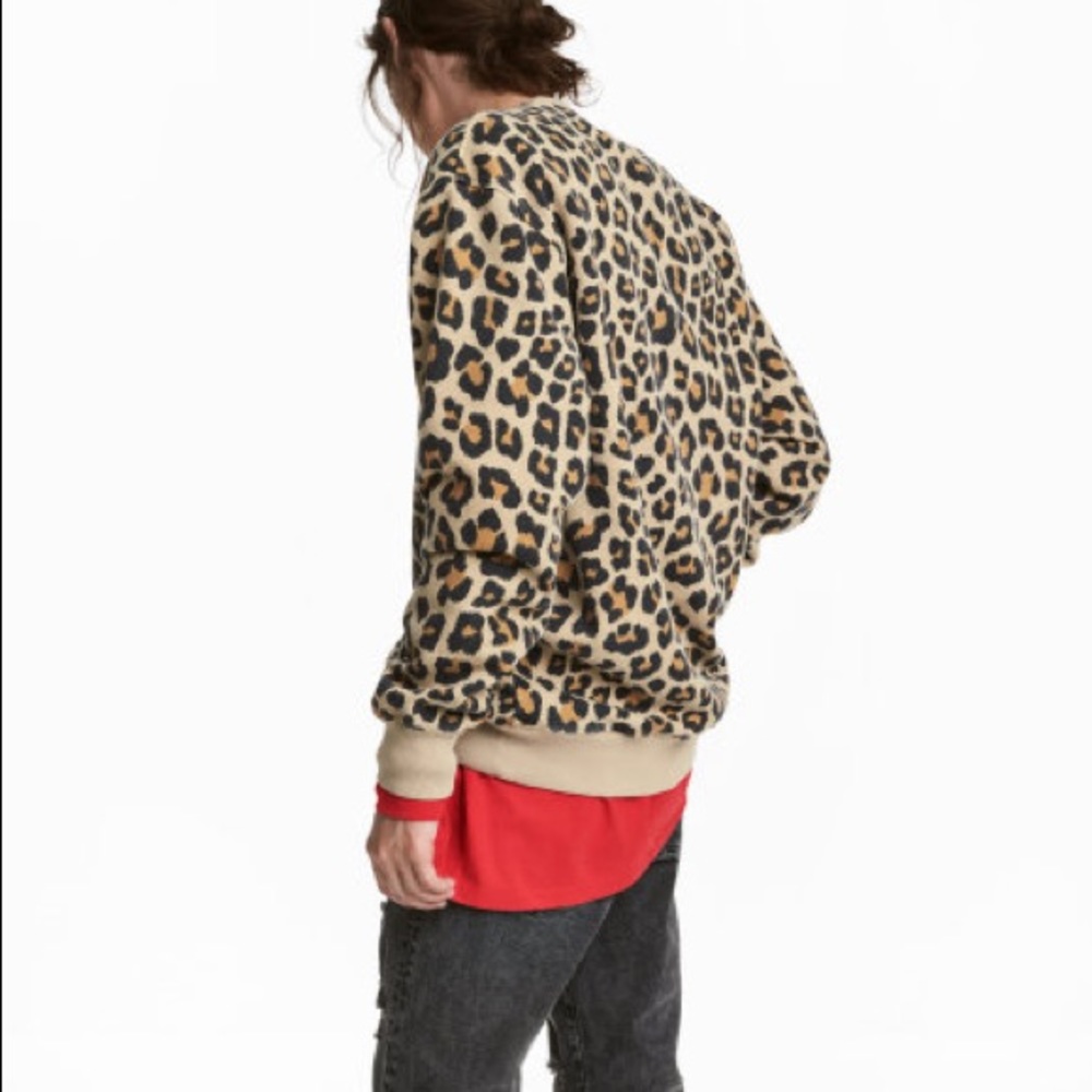 Leopard print pullover sweater 🐯 H&M size S