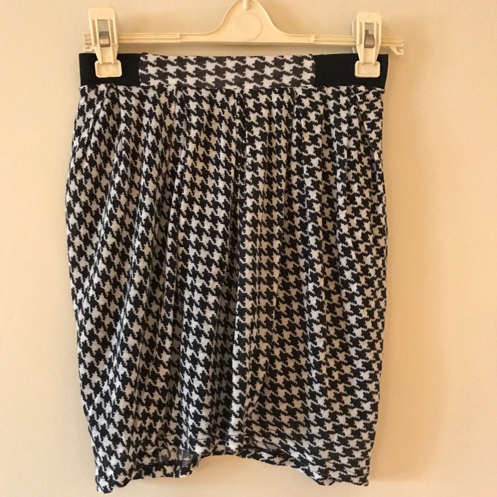 Knit skirt