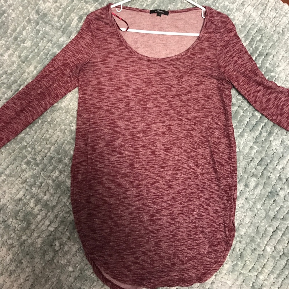 LONG SLEEVE MAROON TOP