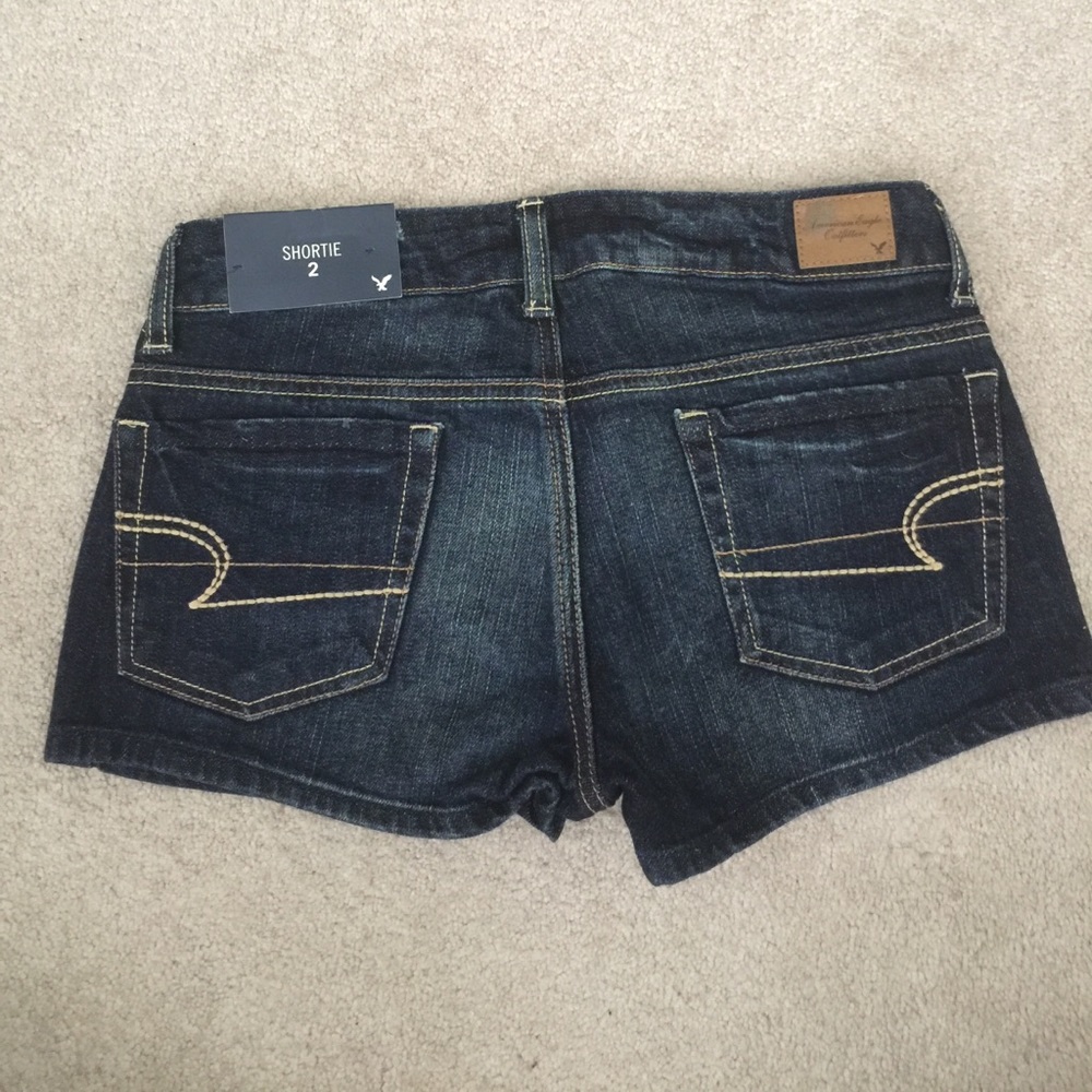American Eagle Shortie, size 2