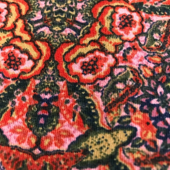 Lularoe Carly - Picture 2 of 2