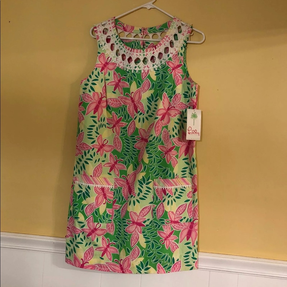 NWT Lilly Shift Dress