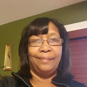 Meet your Posher, Eva