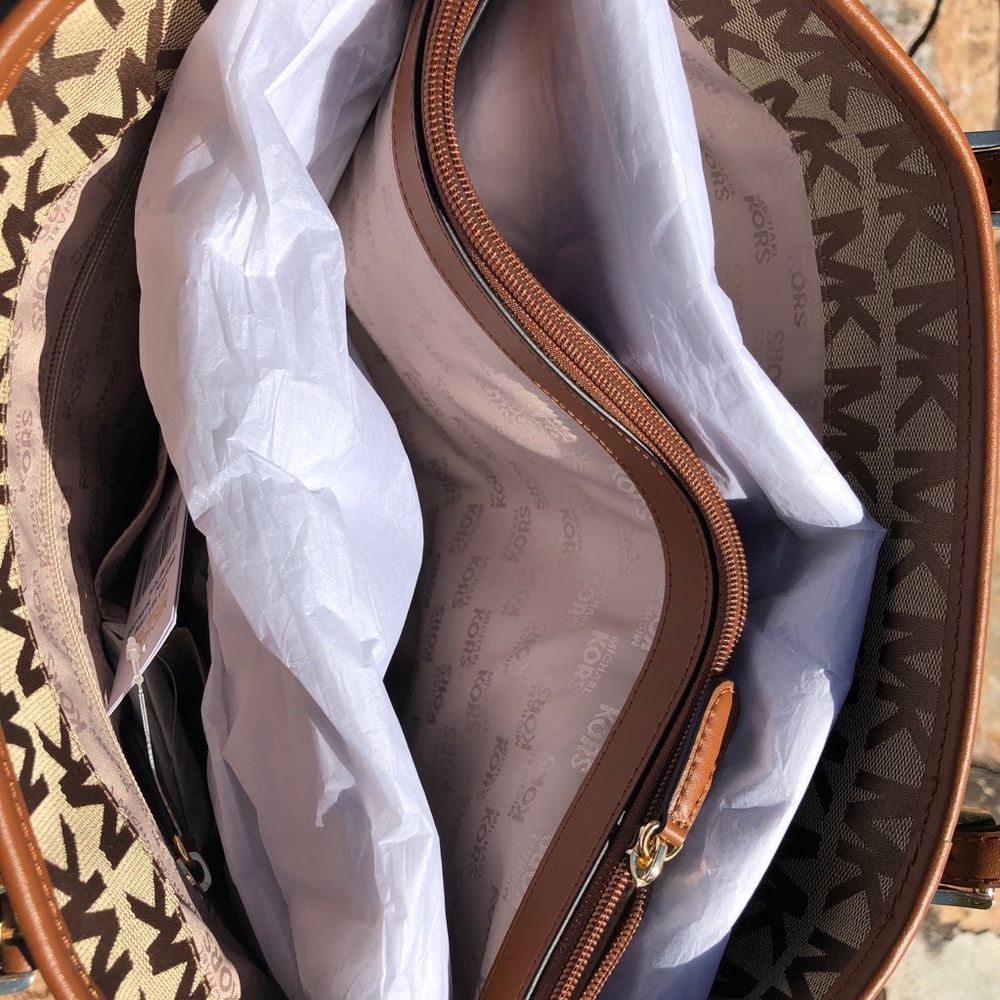 Michael Kors Tote - Picture 3 of 4