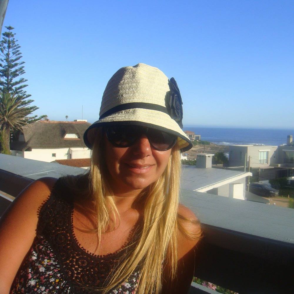 Meet your Posher, Lorena