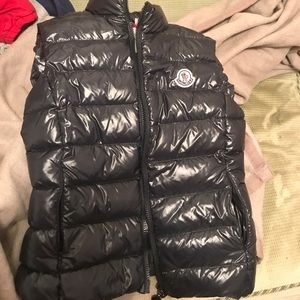 Moncler vest ‼️